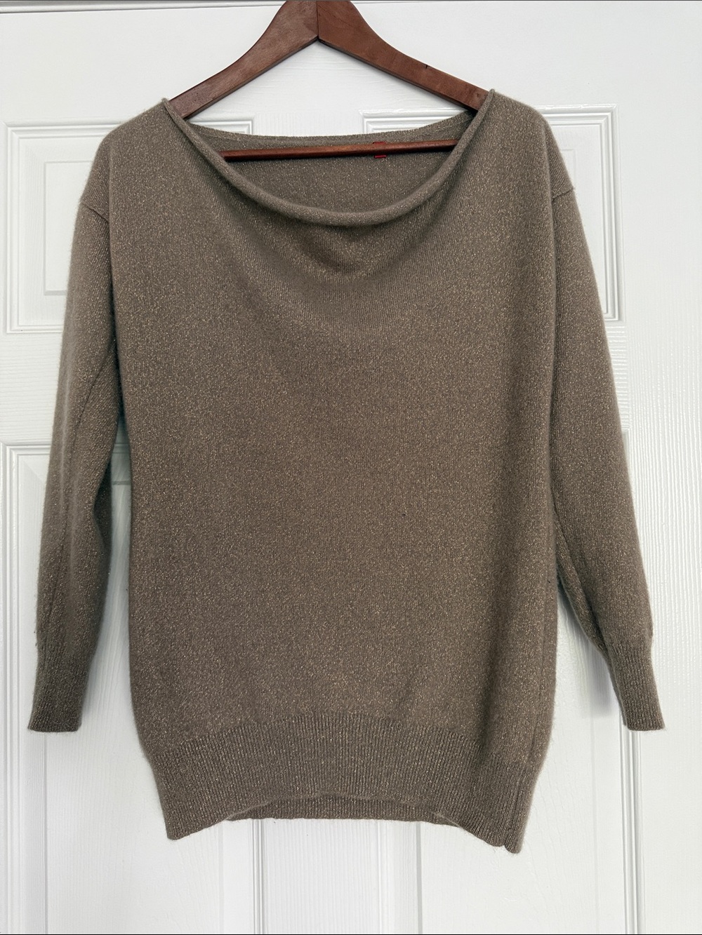 Women's Cashmere Metallic Taupe Boatneck Sweater camel sz Small